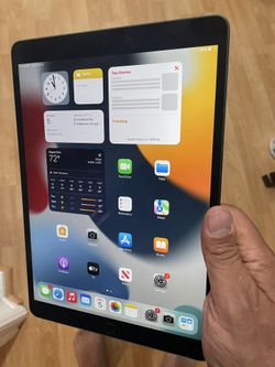 iPad Air 3rd 32Gb Working Excellent. No Damage.