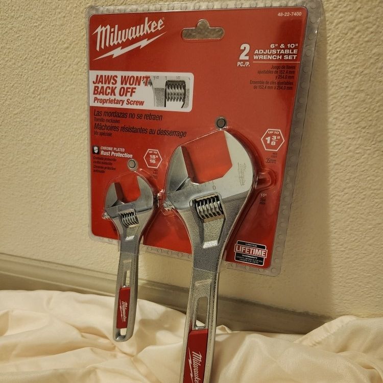 Milwaukee Adjustment Wrench Set for Sale in Vista, CA OfferUp