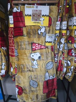 49er Snoopy throw blanket
