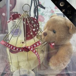 Gift Set With Teddy Bear And Gold Cage Including Luxurious Bath Items.