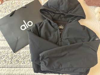 Alo cropped mountain peak full zip hoodie (small)