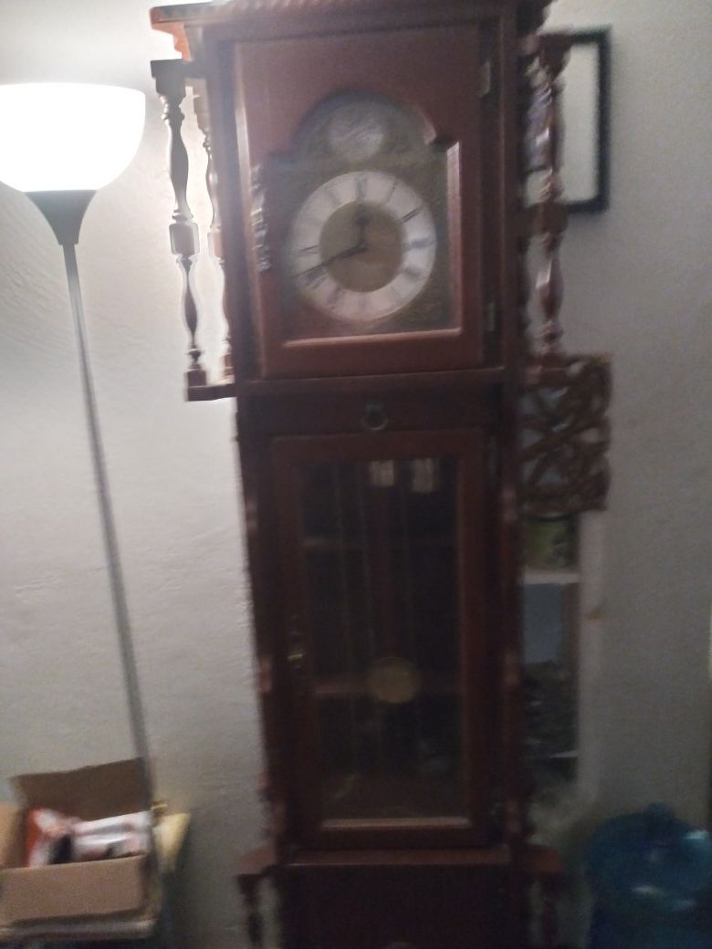 Vintage Emperor Grandfather clock with Bei Heinz Jaust movement