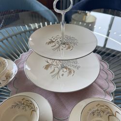 Rare Vintage Franciscan Winter Bouquet
