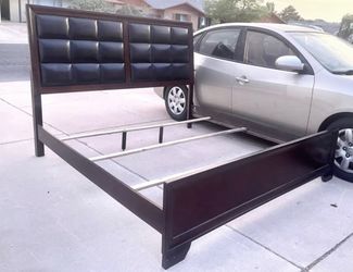 Mid Century Modern Style Black Tufted Leather King Size Bed Frame