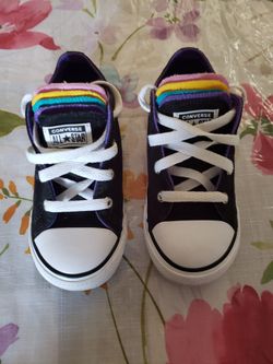 Girls Converse 