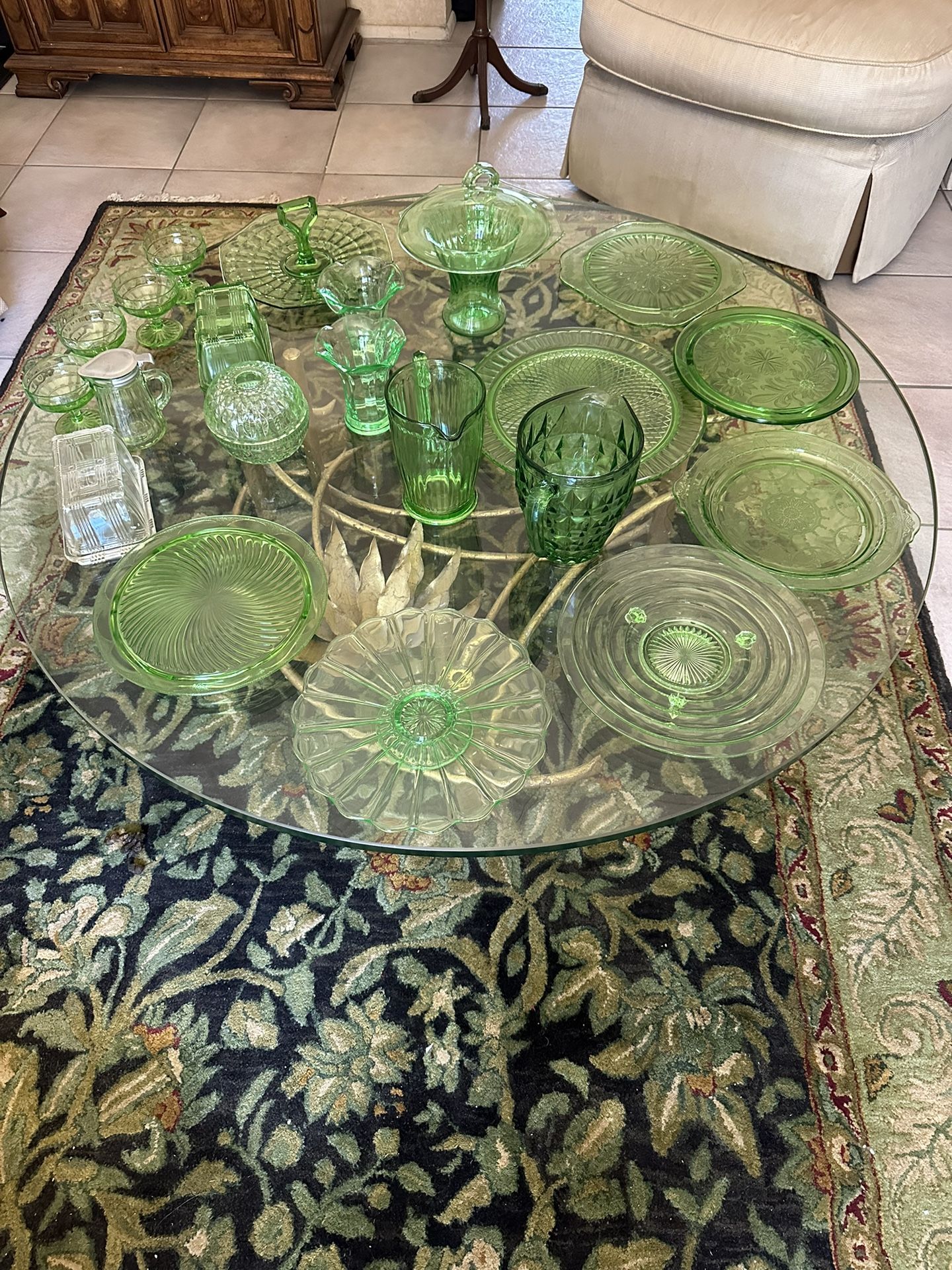 Green depression glass Collection 