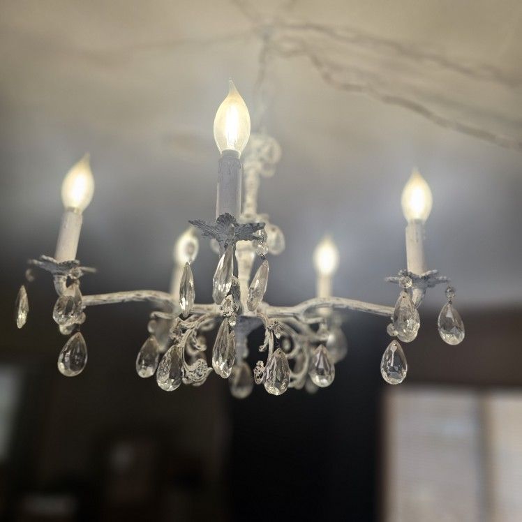 Shabby Chic Antique Chandelier Light