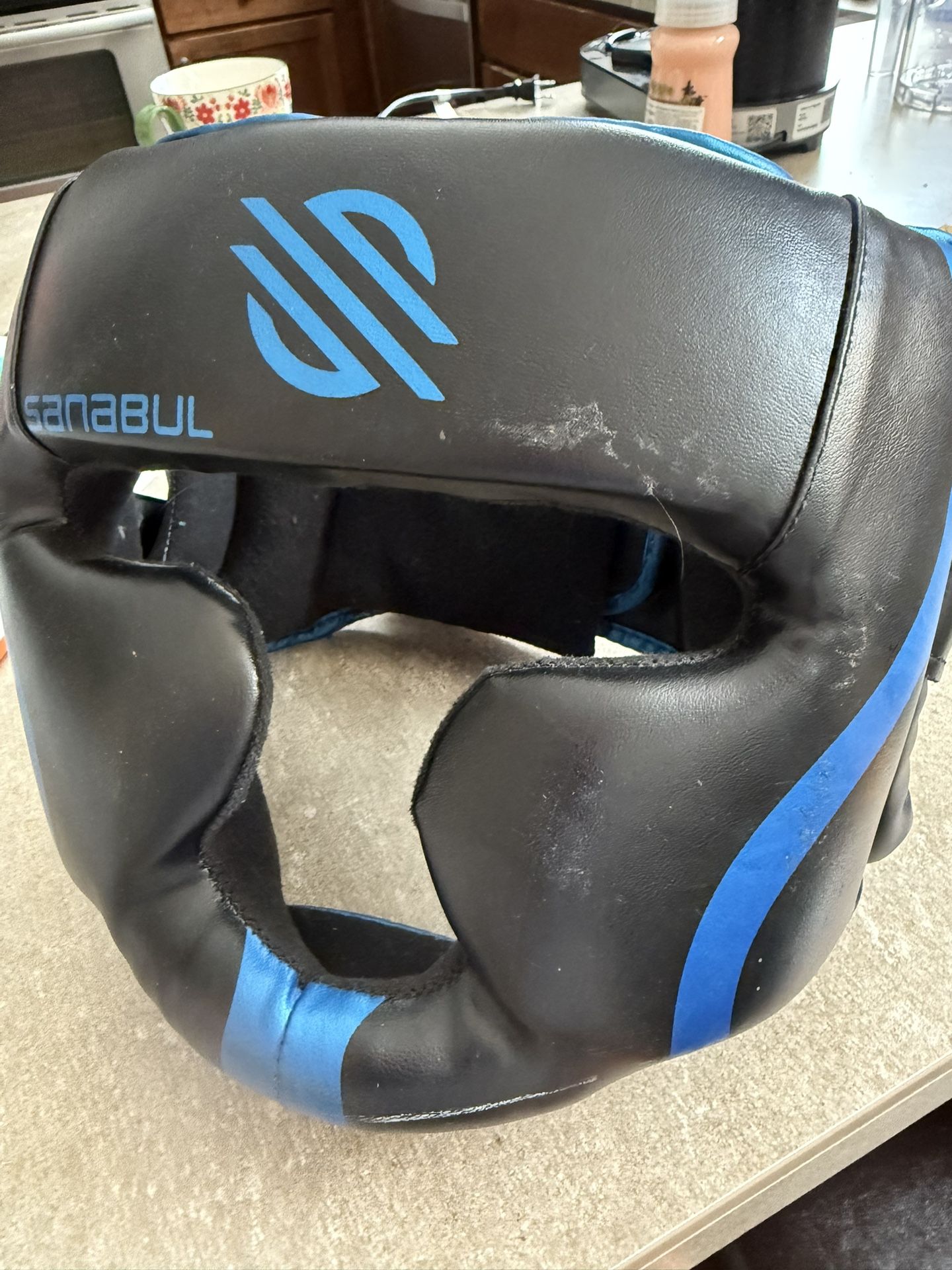 Sanabul Essential Boxing Headgear for Men & Women, Muay Thai MMA Headgear with Protective Padding, Full Face Coverage for Sparring Training
