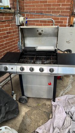 Charbroil Grill