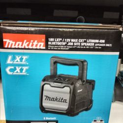MAKITA 18-Volt LXT/12V Max CXT LITHIUM-ION BLUETOOTH JOBSITE Speaker. TOOL ONLY