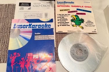 PIONEER Laser Karaoke Special Sample Disc & LaserDisc Manual Lot