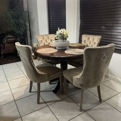 Dining Table W 4 Chairs 