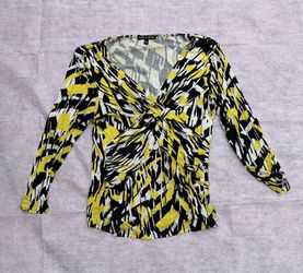 Beautiful, Yellow And Black Knit Top Size Large
