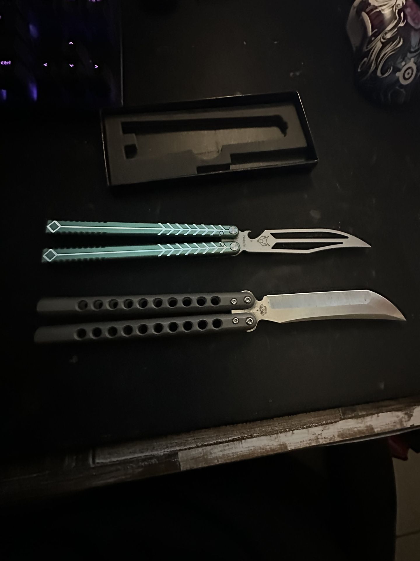 *Fidget Toys* Wink Wink