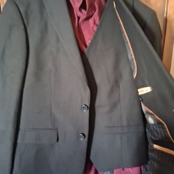 Boys Suit size 14/16