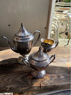 Hammered silver-plate Coffee set