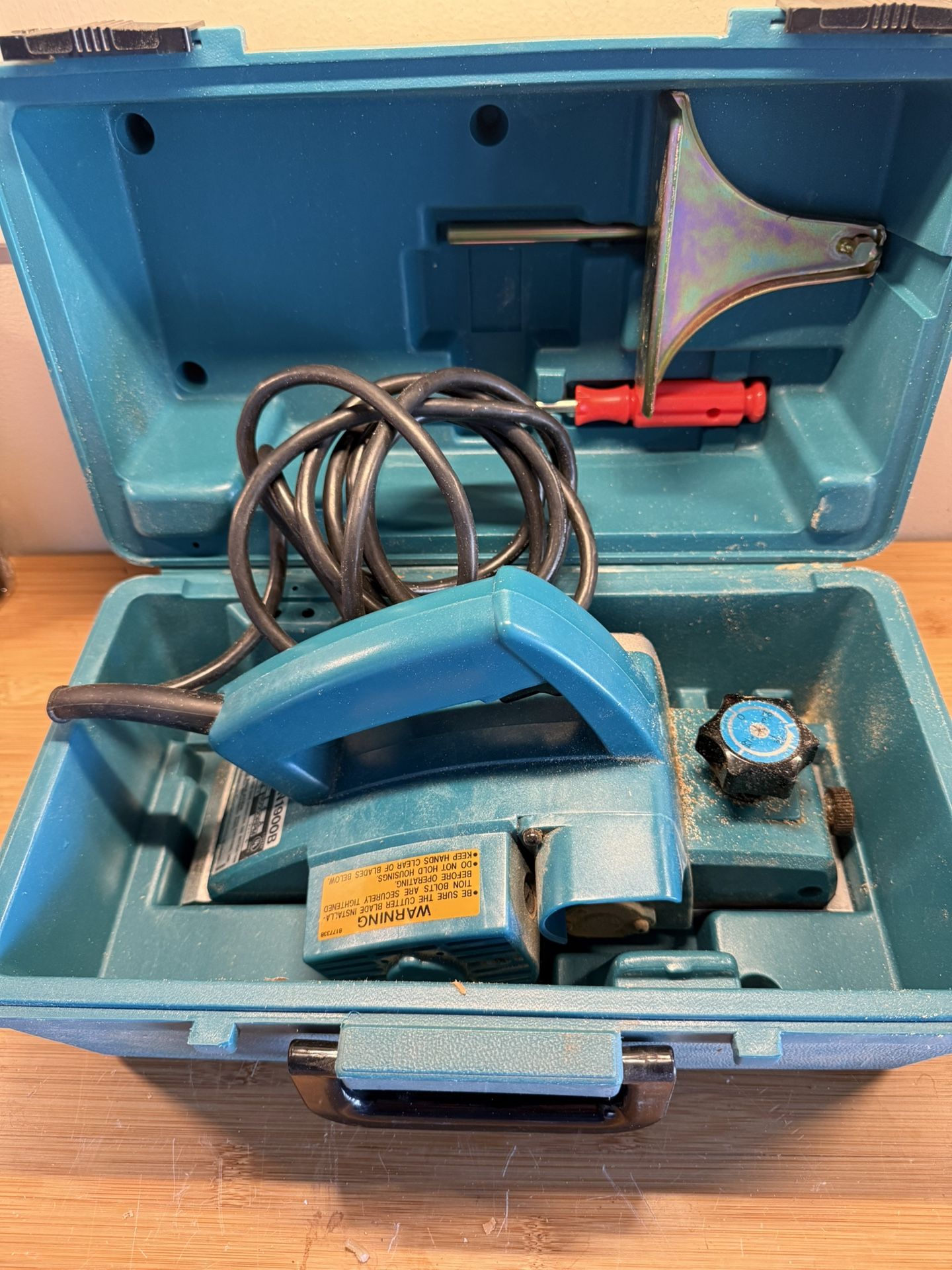 Makita 3-1/4 Power Planer