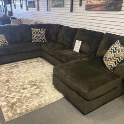 Jinllingsly Chocolate RAF Sectional /couch 1319