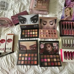 Beauty Stuff Cheap Prices Come And See. $1,$2$5,$8