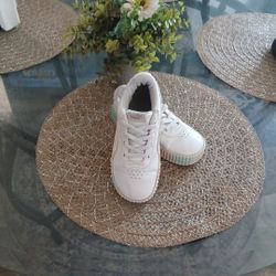 Puma Girl Shoes Size 9 