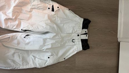 white snowboard baggy pants size small