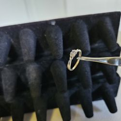 10k White Gold Promise Ring Size 6