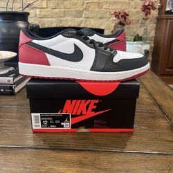 Jordan 1 Low Black Toe