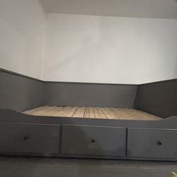 Full Size Bed Frame And Matress