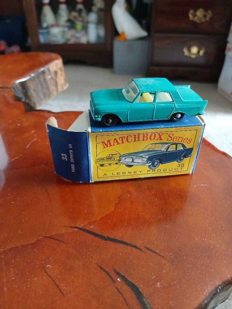 3 VINTAGE MATCHBOX CARS