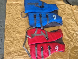 Life jackets lot of 2 or 1 for $15