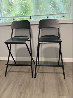 Bar stools/chairs