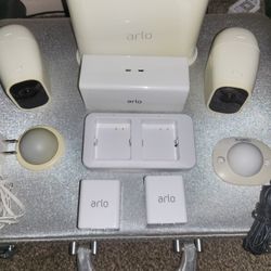 Arlo Security System 2 Cameras