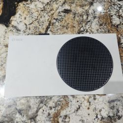 Xbox Series S  (Without 1tb)