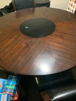 Dining set with four chairs