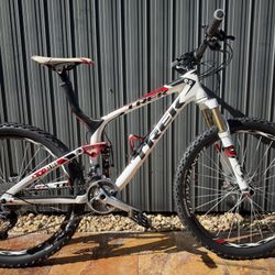 Trek Full Suspension  Carbon Top Fuel 9.9 OCLV