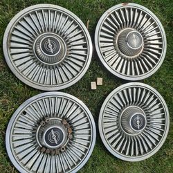 1980, 1981, 1982 OEM Ford Thunderbird Hubcaps