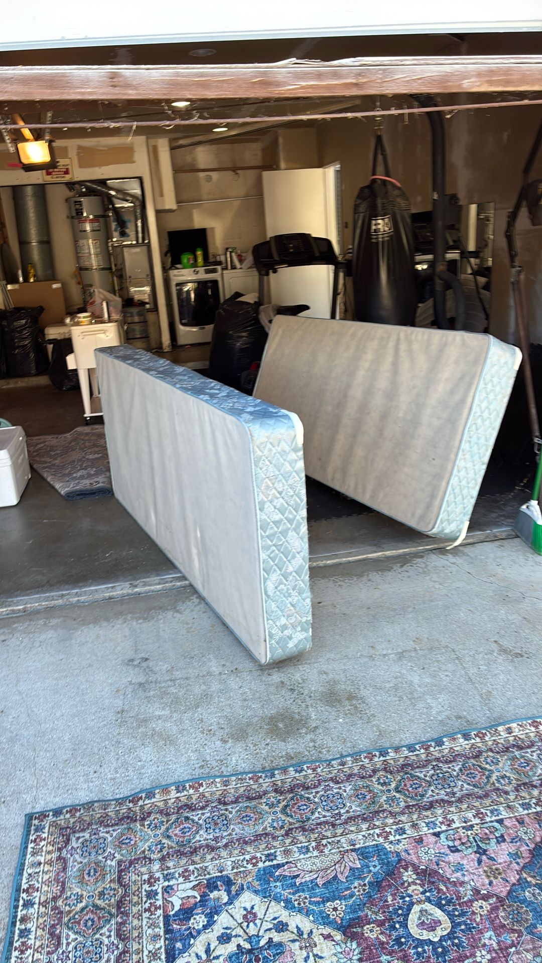 Twin Bed Boxspring Free!