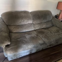  FREE Outside Ready For Pick Up  Large Sofa Very Comfortable 9 Years Old FREE