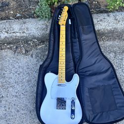 Fender Telecaster w/accesories