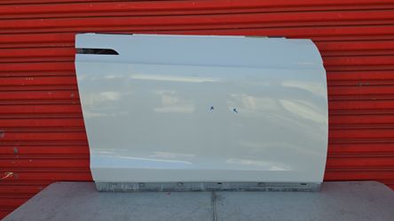 Tesla Model X Right Side Front Door 2019-2020