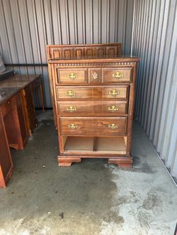 Free Dresser