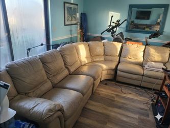Free sectional sofa