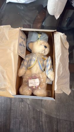 Ashton Drake Galleries "Hats Off to You, Mom" collectible teddy bear