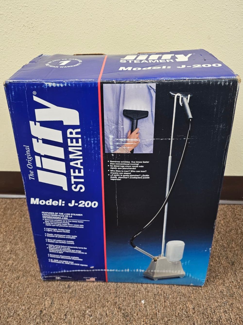 Like New in Box - Jiffy Steamer J-200 Residential Garment Steamer