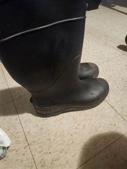 Black Boots
