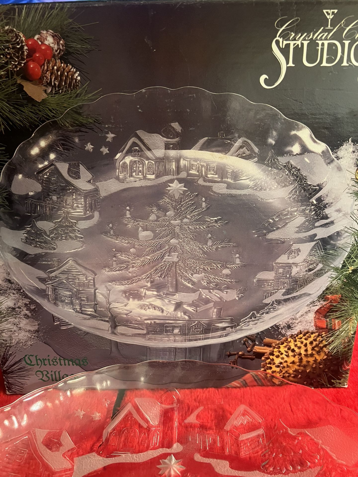 1992 VTG Christmas Village Frosted Platter by Crystal Clear Studios 13”