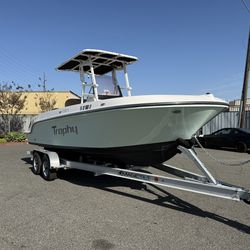 2022 Bayliner T22CX. Center Console