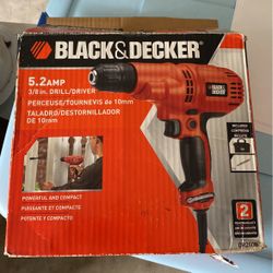 Black &  Decker 5.2 AMP 3/8in Drill Driver 