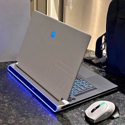Alienware X17 R2 High End Gaming Laptop 