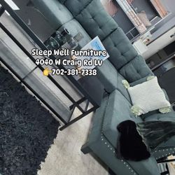 ✨️ Sectionals, 2pc Sofas ✨️ Furniture Queen Bedrooms, Dining Avail